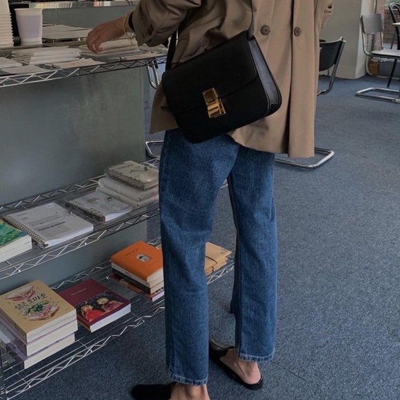 A.n.a Mid Rise Bootcut Jeans - Picture 1 of 5